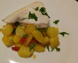 A picture of step 3 of Pan fried swordfish with peppers and potatoes.