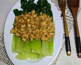 Foto langkah ke 5 dari resep Pokcoy Siram Ayam.