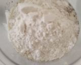 صورة لخطوة 2 من وصفة كريمة الجبن😋 للمملحات و السندويشات