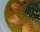 Une image de l'étape 4 de Potage de pois cassé aux croûtons.