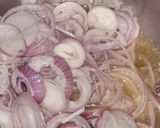 A picture of step 1 of Hyderabadi Khageena.