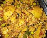 A picture of step 8 of Phool Gobhi Alu Matar.