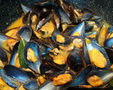 Foto del paso 7 de la receta: Mejillones al diablo con alioli estilo Tona