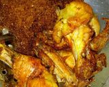 Foto langkah ke 9 dari resep Ayam goreng rempah laos.