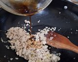 Foto langkah ke 4 dari resep Pad Kra Pao (Ayam tumis kemangi ala Thailand).