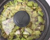 A picture of step 3 of Green Pepper Borani (Green Pepper with Yoghurt Side Dish).