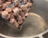 Une image de l'étape 2 de Rougail saucisse 200% Réunionnais.