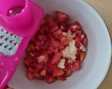 Foto del paso 2 de la receta: Mini pizzas de zucchini /calabacín 🍕 trampantojo