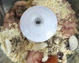 Hình bước làm 1 của món Xúc xích gà