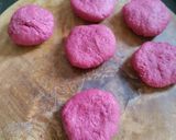 A picture of step 5 of High Protein Beetroot Paneer Wrap.