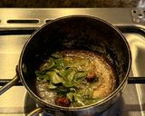A picture of step 4 of South Indian style Nariyal Dhania Patta Chutney.