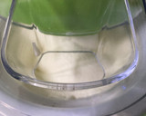 Foto del paso 5 de la receta: Llaollao en heladera (Helado de yogur)