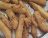 A picture of step 4 of McCain French fries at home.