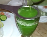 A picture of step 3 of Cucumber juice and refreshing water.