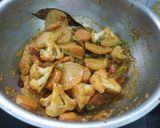ராஜஸ்தானி ஸ்டைல் வெஜிடபிள் பிரியாணி (Veg Biryani Recipe in Tamil) ரெசிபி ஸ்டேப் 11 புகைப்படம்