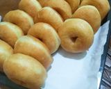 Foto langkah ke 8 dari resep Donat empuk simpel banget.