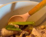 Foto langkah ke 5 dari resep Soto Ayam Kuah Kuning Bening (Khas Malang).