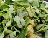 A picture of step 3 of Lauki Arbi Methi Zunka.