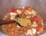 A picture of step 4 of Chicken daal.