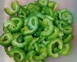 Foto langkah ke 1 dari resep Tumis pare campur teri.