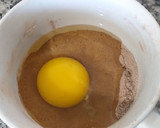 Foto del paso 1 de la receta: "Mug cake" (torta en taza) de chocolate con ❤ de dulce de leche