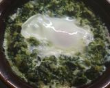 Foto del paso 2 de la receta: Huevo a la florentina en microondas
