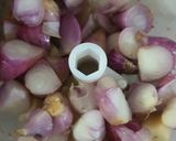 Foto langkah ke 2 dari resep Sambal bawang 13.
