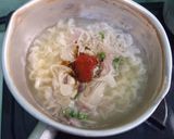Foto langkah ke 3 dari resep Mie Soto Pedas Enoki.