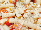 Pasta con tomates cherry y queso feta (receta de Instagram)