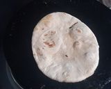 A picture of step 3 of Roti Naan.