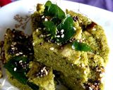 A picture of step 4 of Sprouted Moong Dhokla.