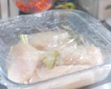 Foto langkah ke 1 dari resep Dada Ayam Kukus Siram Cabai.