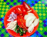 Foto langkah ke 4 dari resep Tumis kangkung & tahu tempe goreng.