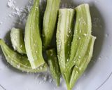Foto langkah ke 1 dari resep Tumis okra.