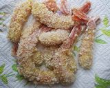 Foto del passaggio 3 della ricetta Code di gambero in tempura