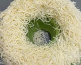 Foto langkah ke 6 dari resep Bolu Kukus Pandan Keju.