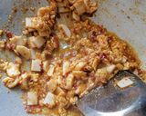 Gambar langkah 5 resipi Nasi Goreng Chicken Chop.