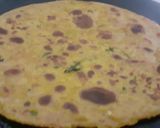 A picture of step 8 of Masala roti or paratha.