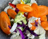 Gambar langkah 2 resipi Tumis Sayur Campur.