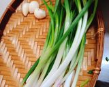 Hình bước làm 3 của món Chân gà hấp hành
