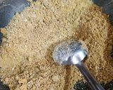 A picture of step 3 of Sattu Ladoo.