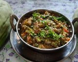 A picture of step 6 of Khandeshi spicy green brinjal Bharta.