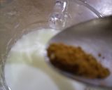 A picture of step 5 of Masaledaar lassi.
