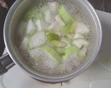 Foto langkah ke 3 dari resep Kuah Bening Labu Air.
