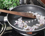 पनीर स्टफड शिमला मिर्च विद टोमेटो ग्रेवी रेसिपी चरण 2 फोटो
