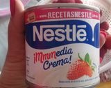 Foto del paso 1 de la receta: Fresas con crema "3 Ingredientes"