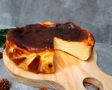 A picture of step 3 of Basque Burnt Cheesecake 🍰.