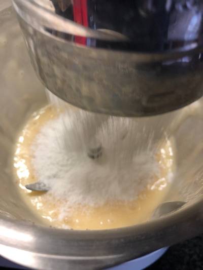 Magdalenas sin gluten, sin lactosa en Monsieur Cuisine Plus