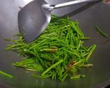 รูปขั้นตอนการทำที่ 3 ของ หน่อไม้ฝรั่งผัดเห็ดหอมสด #กินผักรักสุขภาพ3
