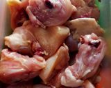 Foto langkah ke 1 dari resep Ayam Tinoransak Khas Manado.